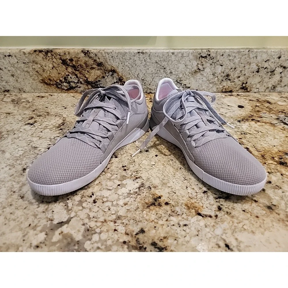 Sorel Women's Out 'N About III Plus Lace Waterproof Suede Sneakers Size 8.5 EUC